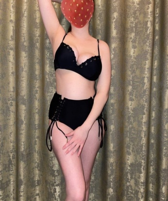 Страстная и жгучая красотка готова погрузить тебя в мир наслаждения и удовольствия. Приезжай, и я сделаю все, чтобы тебе было хорошо. 13733, 22 года