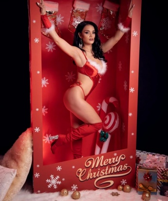 Живу в Москве, городе, где мечты сбываются. Я опытная индивидуалка, готовая предложить тебе незабываемые моменты наслаждения. Мои услуги наполнены страстью и нежностью, я умею погрузиться в твои фантазии и сделать их реальностью. Доступна для приятного времяпровождения, эскорта и сопровождения на мероприятиях. Мои возможности безграничны, я всегда открыта новому. Отзывы моих клиентов говорят о моей профессиональности и умении удовлетворить самые сокровенные желания. В моем арсенале есть фото, которые подтверждают мою красоту и привлекательность. Обращайся, и мы с тобой создадим эксклюзивные воспоминания. 🌹💋 2804, 26 лет